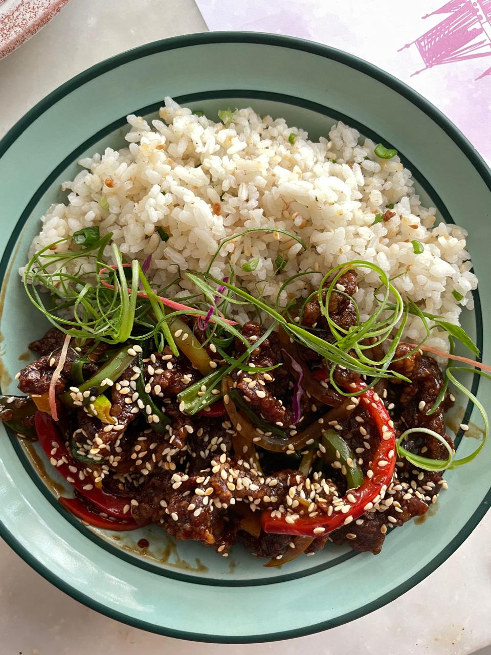 Crispy Beef Bowl with a Drink
